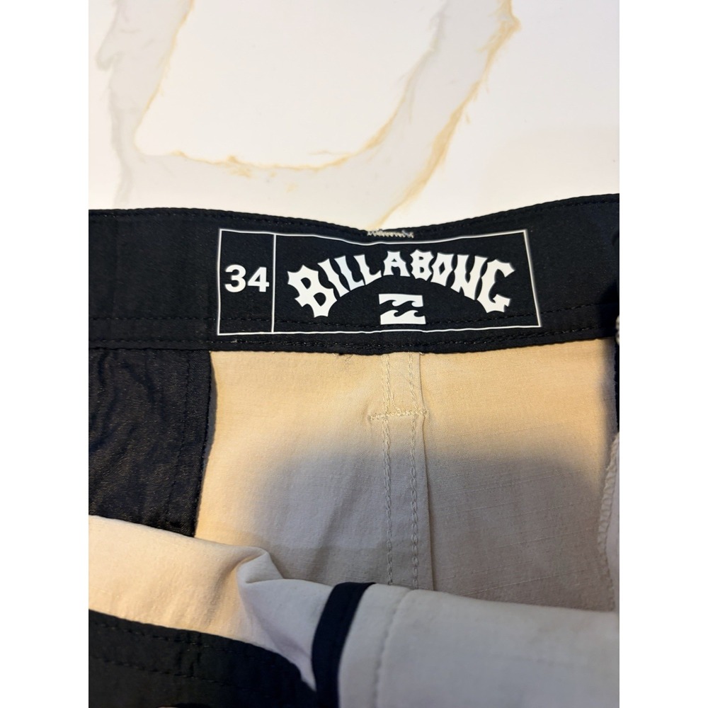 Billabong Mens Hybrid Shorts 18" Size 34 Taupe Beige Khaki Walkshorts NWT - Picture 3 of 7
